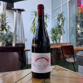 Altos de Montanchez Vegas Altas Extremadura, 750 mL Red Wine Bottle (13% ABV)