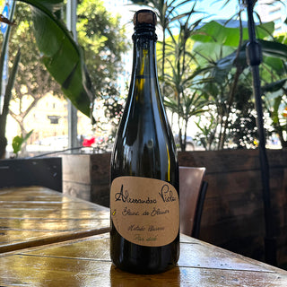 Alessandro Viola Blanc de Blancs NV, 750mL Sparkling Wine Bottle (12% ABV)