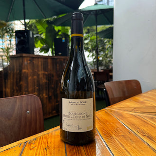 Maison Arnaud Boue Bourgogne Hautes Côtes de Nuits Blanc, 750 mL White Wine Bottle (12.5% ABV)