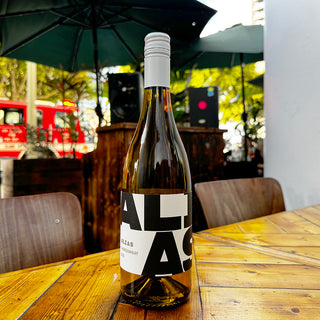 Alias Chardonnay, 750 mL White Wine Bottle (13.6% ABV)