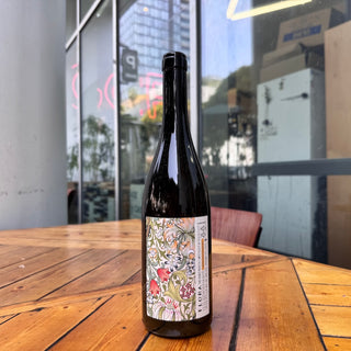 Sete Flora Carbonic Orange 2022, 750 mL Orange Wine Bottle (10.5% ABV)