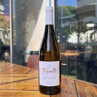 Stephane Orieux Muscadet Sevre et Maine sur Lie 2023, 750mL White Wine bottle (12.5% ABV)